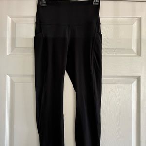 Lululemon Align Leggings with Pockets- full length, black size 6